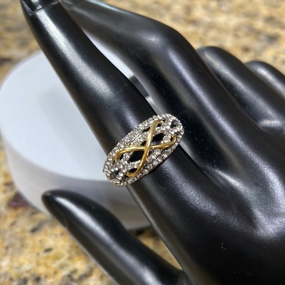 Infinity Rhinestone Gold Ring - Picture 11 of 13